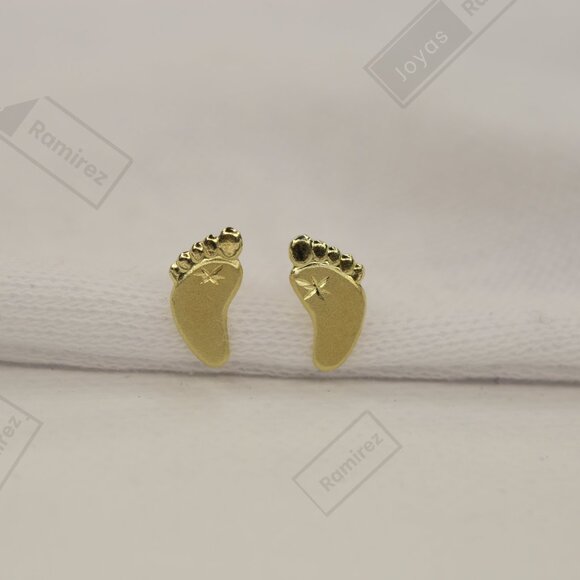 14K Solid Gold Baby Feet Earring • Symbol of Love & Motherhood. - Picture 2 of 8